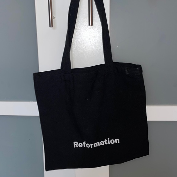 NWT Small REFORMATION Marlowe Dress in black. New/never worn with tags. - Picture 3 of 5